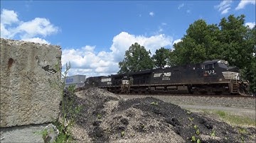 NS GEVO #7533 & Dash 9 #9273 Leads An Eastbound Intermodal - Rootstown Ohio July 2017
