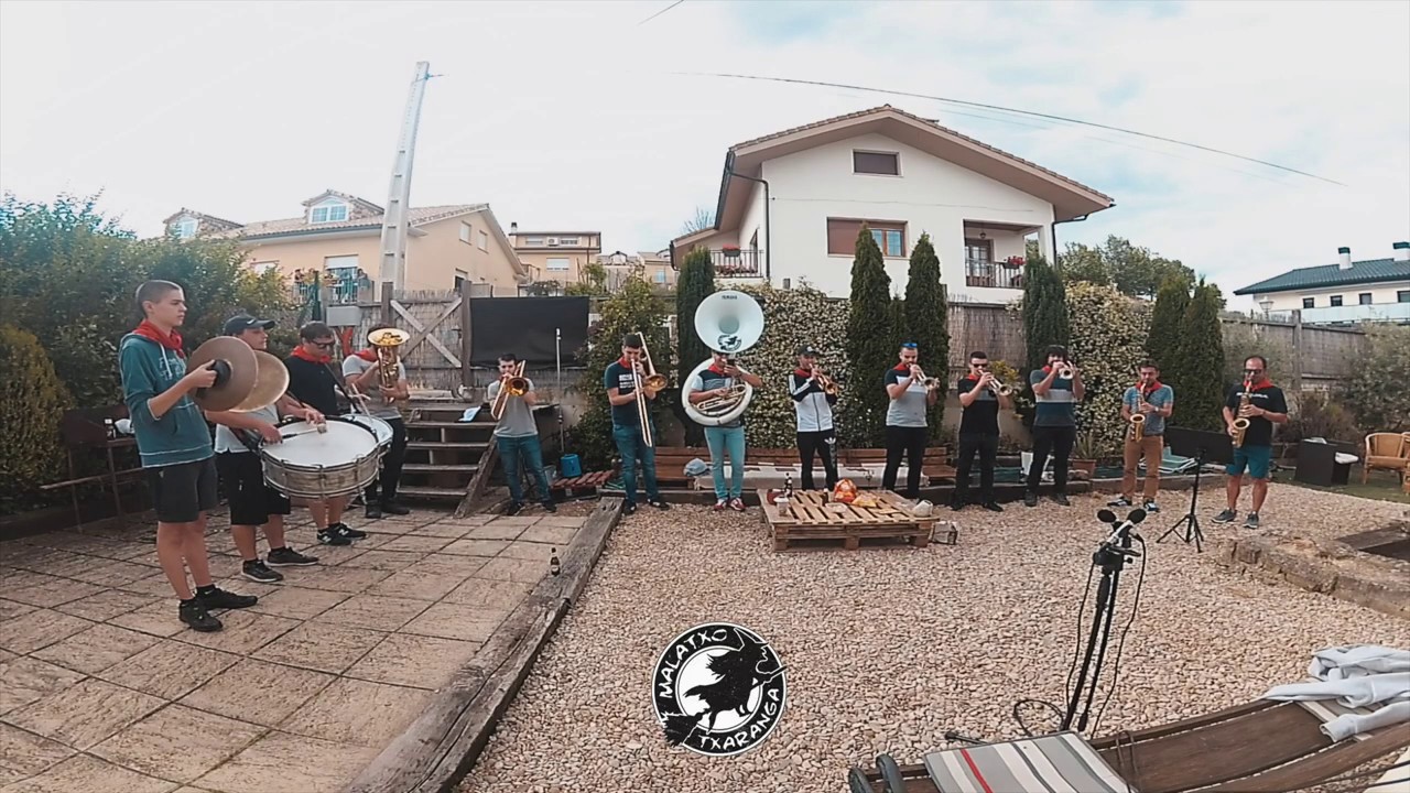 CAFÉ-CONCIERTO junto a la Malatxo - Peñaren Eguna // Día De La Peña