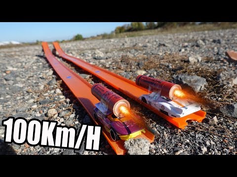 Experiment - HOT WHEELS mit RAKETENZÜNDSTOFF BESCHLEUNIGEN! (Raketen Rennen)