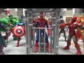 How Spider-Man fights all the Avengers alone 스파이더맨이 혼자서 어벤져스 모두를 상대하는 법