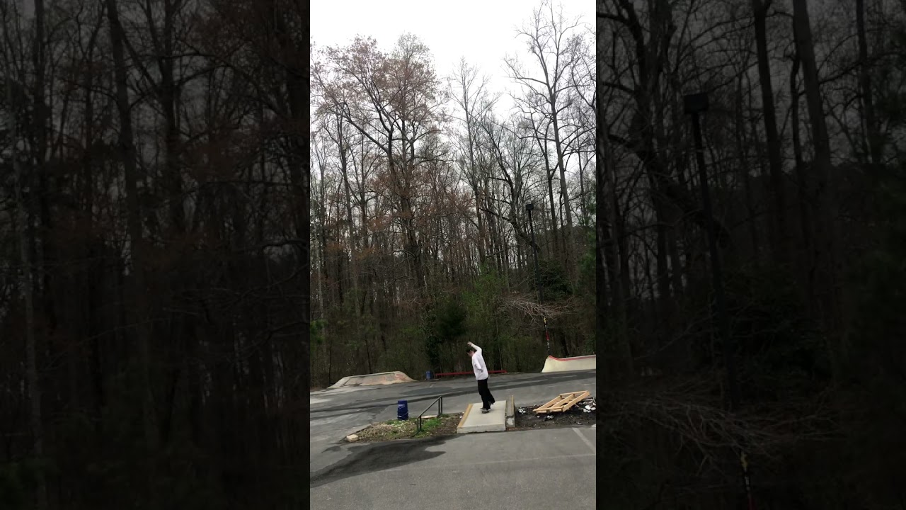 Chilling at GRAVESIDE DIY RALEIGH NC 