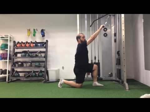 1/2 kneeling cable pull down