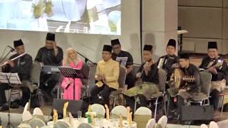 Video voorbeeld van "Kini Dah Tiba Hari Bahagia - Jamilah & Haqim"