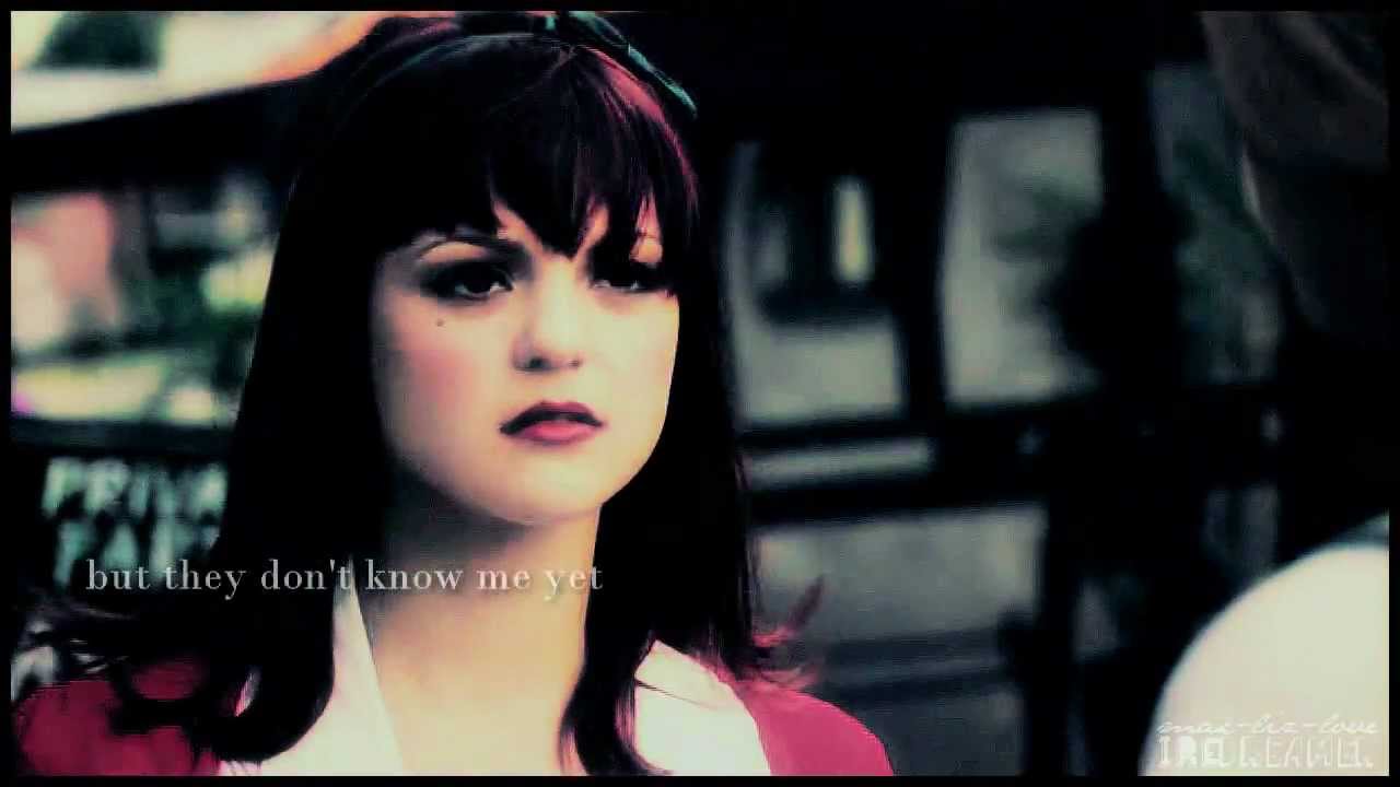 Naomi & Emily | this feels like falling in love