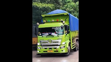 Menyala abieezz😜#trukoleng #hino500 #trukmbois #trukmodifikasi #sitinjaulauik #shorts #diesel #story
