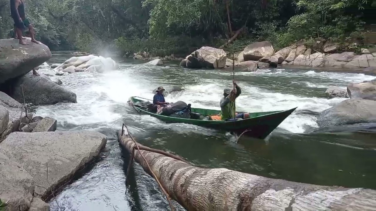 @jantungborneo3226 Menembus Riam Sungai Samba, Menembus Batas Jantung Borneo