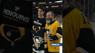 Lucky Fan Gets Jack St. Ivany's Jersey, Thanks to @geico! 🏒 #hockey #nhl #penguins