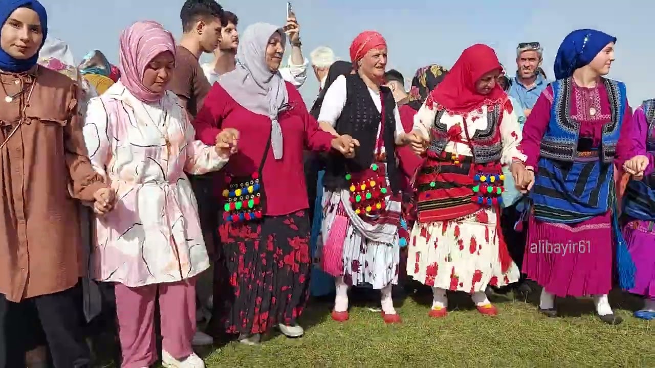 Horonun ateşi, Necmi Öksüz Sahnesi, Kurtdüzü Yayla Şenliği, Taşlıoba