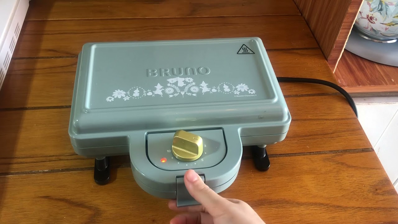 UNBOXING dan demo BRUNO DHOT SAND MAKER DOUBLE MOOMIN SERIES - YouTube