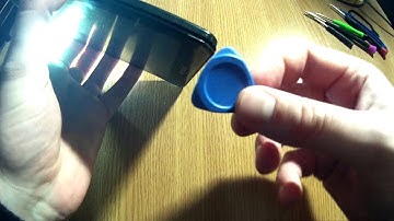 How to open the back cover of an Android tablet?