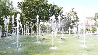Музыкальный фонтан в саду Шевченко в Харькове 23 августа 2021