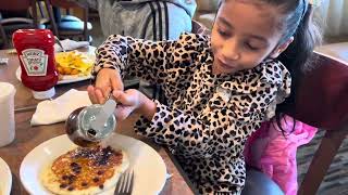 breakfast at Perkins restaurant! It was so good🤤!!!!
