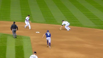 LeMahieu flips to Story with the glove for DP