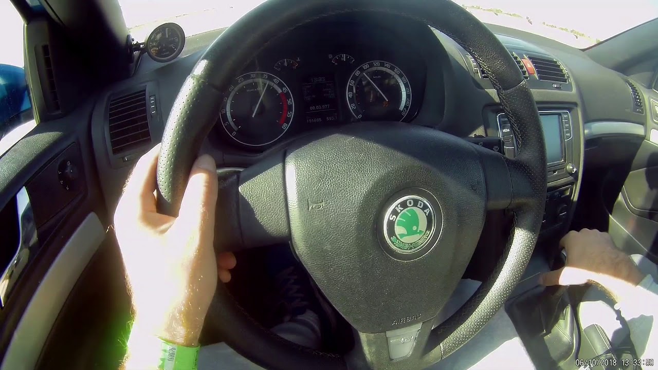 Octavia 2 rs awd 13.52@1.9ft 3rd runn - YouTube