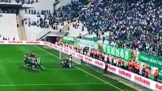 Bursaapor Taraftarı Maç Sonu Futbolcularla Haram Oldu Gençliğim Bak Talanda Oldu