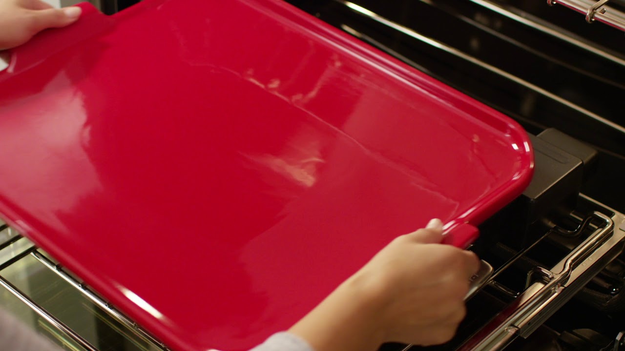 KITCHENAID SMART OVEN BAKING STONE ATTACHMENT ASSEMBLY YouTube