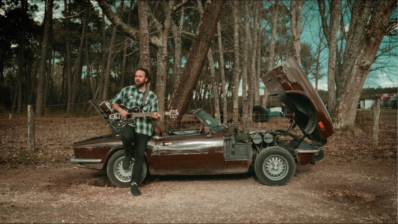 Watch Yoann Minkoff - Roaming (Official Video) on YouTube Watch Yoann Minkoff - Roaming (Official Video) on YouTube