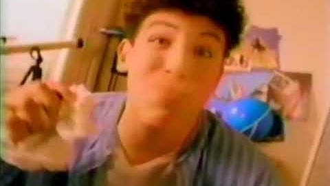 Atari Jaguar (featuring Cybermorph) "Get Bit By Jaguar" and Atari Lynx (featuring NFL) - Commercial