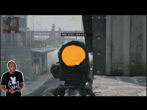 Tony Baker Is Playin COD Modern Warfare 2