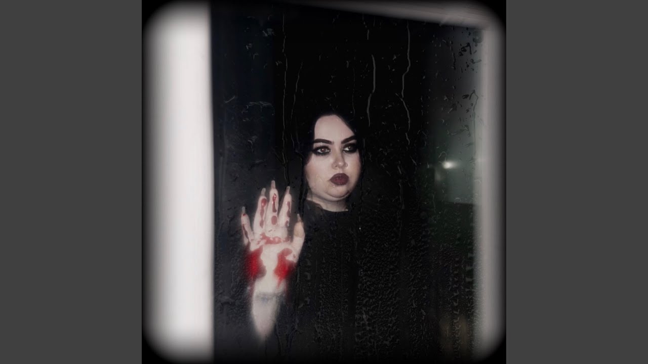 Watch bandaged on YouTube Watch bandaged on YouTube