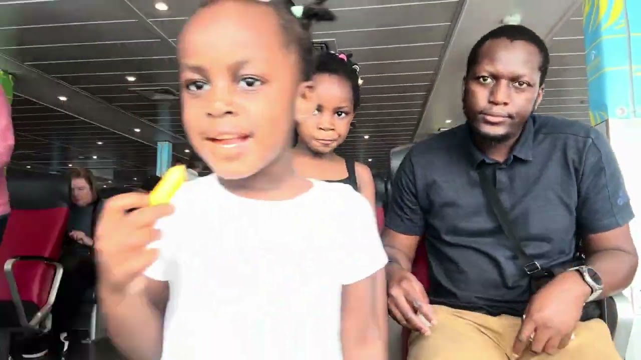 Travelling with family to the Isle of Wight, Red Funnel Ferry ⛴️