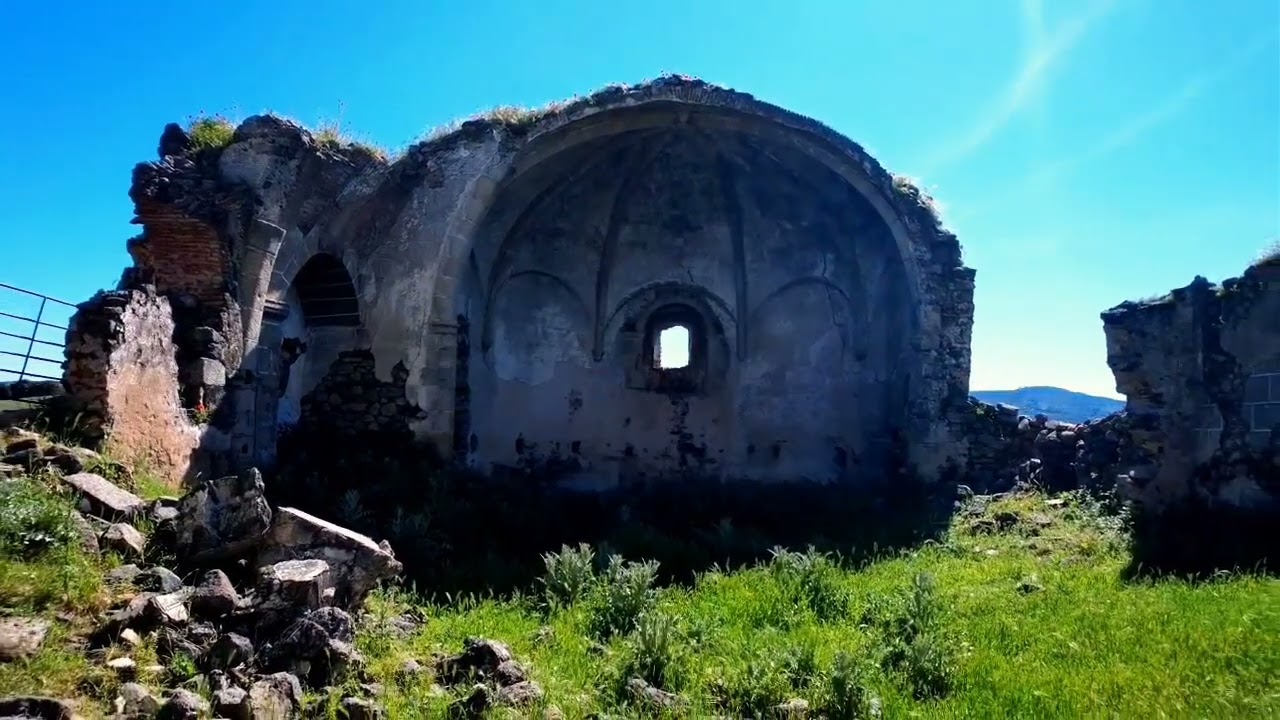 Ermita de la Virgen de la Coronada Trujillo #drone #djiglobal #turismo #dronpilot