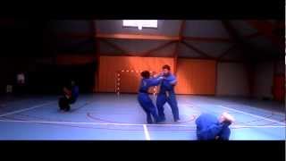 Vovinam Viet Vo Dao - 1 fille vs 3 garçons