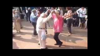 Old man dancing lil jon - turn down for what