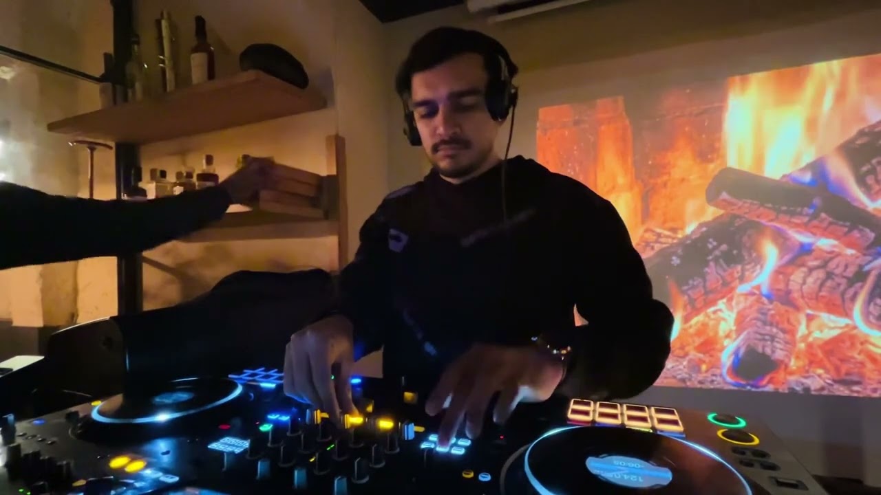 Deep House Vol. 2 – Smooth & Soulful Journey by Deejay_9 | #deephousemusic #housemusic #djset 