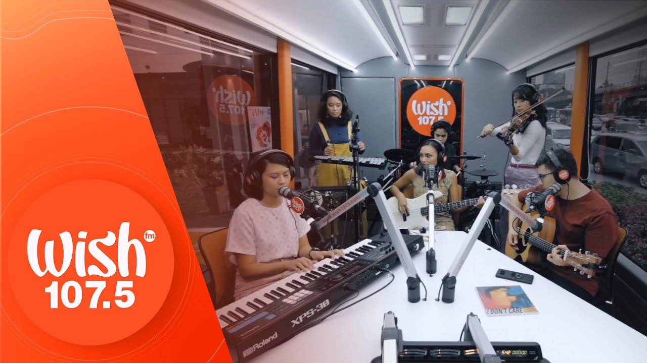 The Ransom Collective performs "Traces" LIVE on Wish 107.5 Bus adlı videoyu YouTube'da izle The Ransom Collective performs "Traces" LIVE on Wish 107.5 Bus adlı videoyu YouTube'da izle