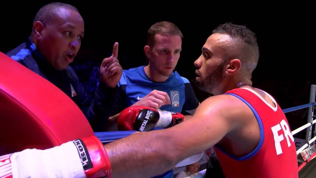 SAVATE boxe française - Finale MONDE H70 