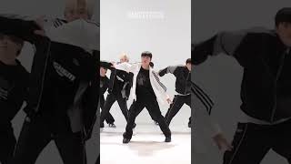 ONF 'Love Effect' Dance Practice Mirrored [Center Focus] #onf