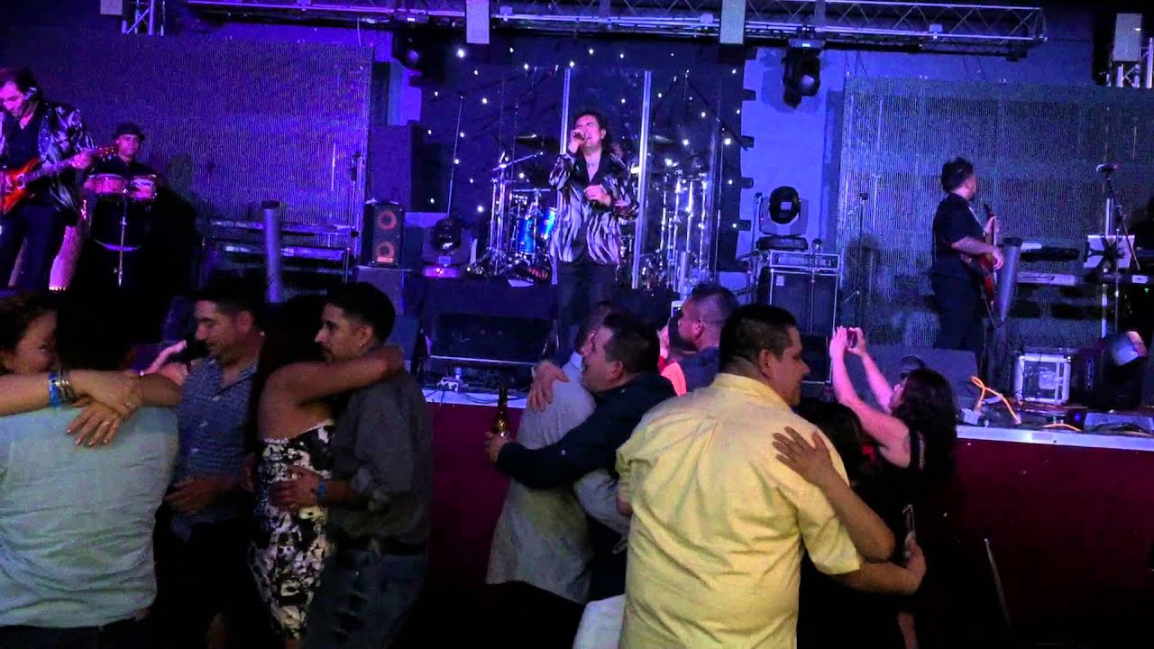 Te tengo que olvidar. Industria del Amor