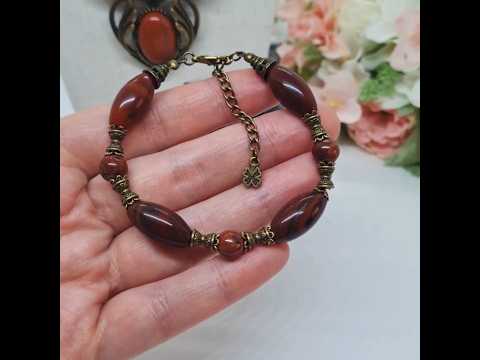 Ексклюзивний браслет Роксолана натуральний камінь червона яшма, видео 1