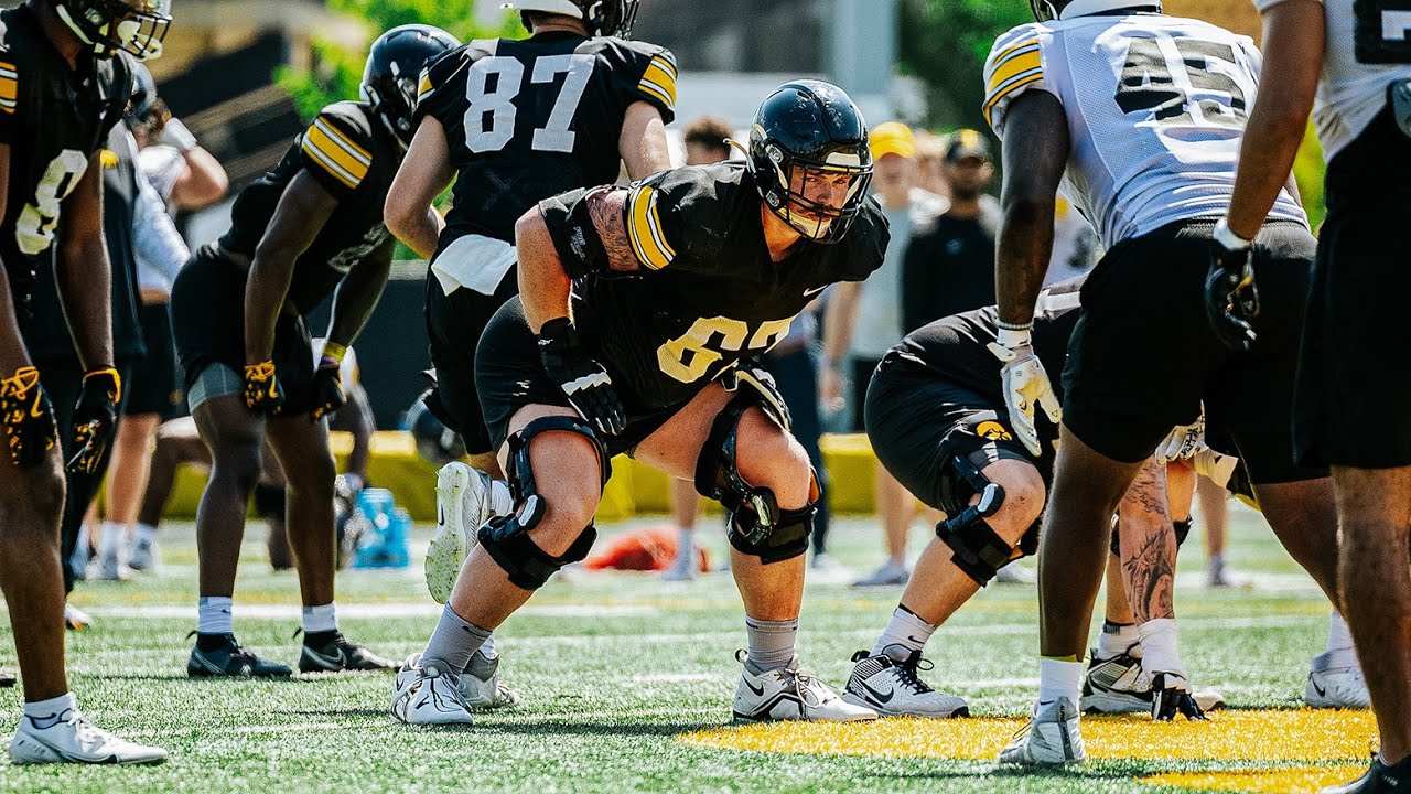 Iowa Football Fall Camp – Gennings Dunker Mic'd Up