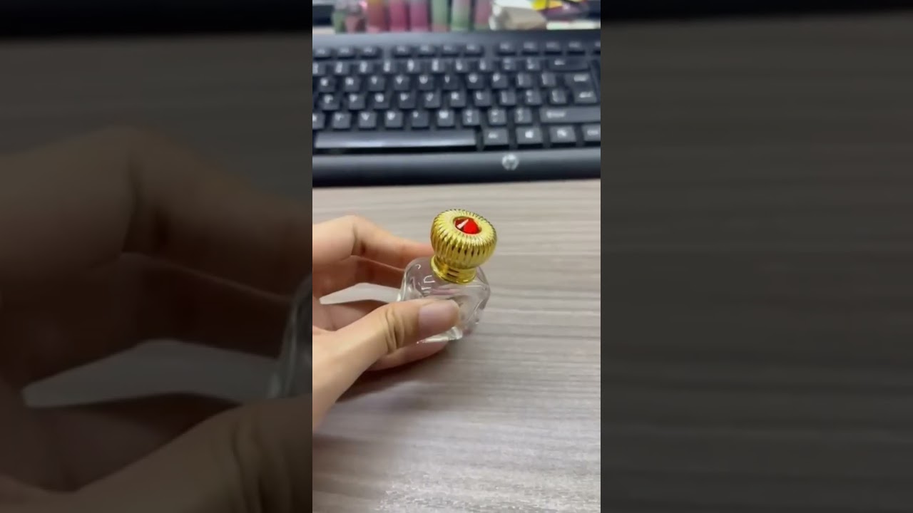 Wholesale Attar & Luxury Perfume Bottles | Decorative • Crystal • Roll-On | Bulk Orders 