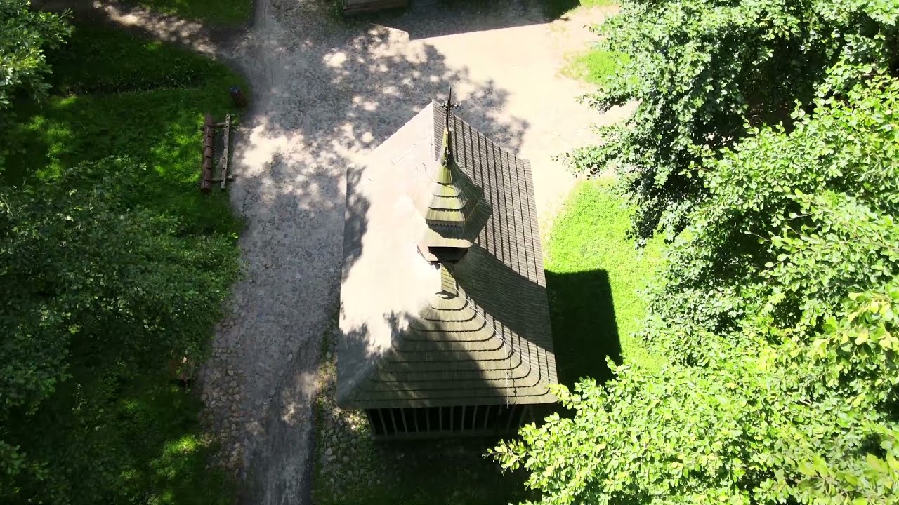 kilka minut .... przy Kapliczkach Łagiewnickich - a few minutes .... at Lagiewniki Chapels
