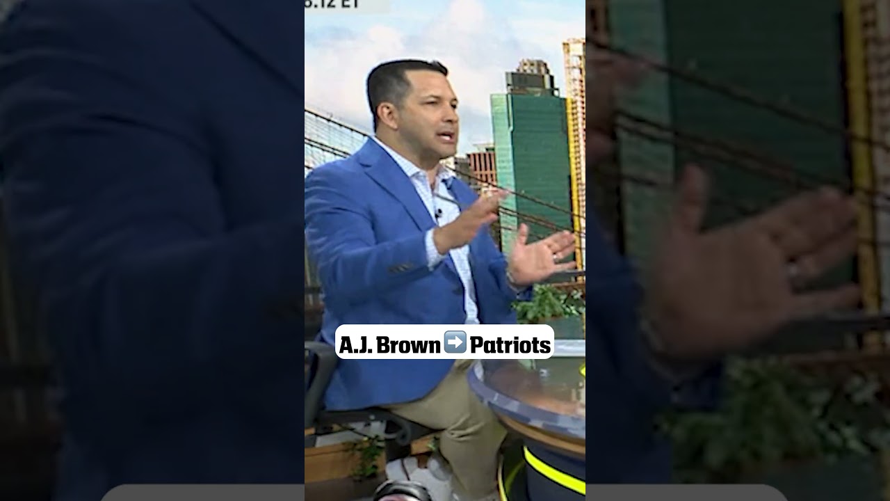 A.J. Brown and Mike Vrabel reunite in New England š