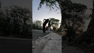 Dynamic stretching muna... #AlexDivino