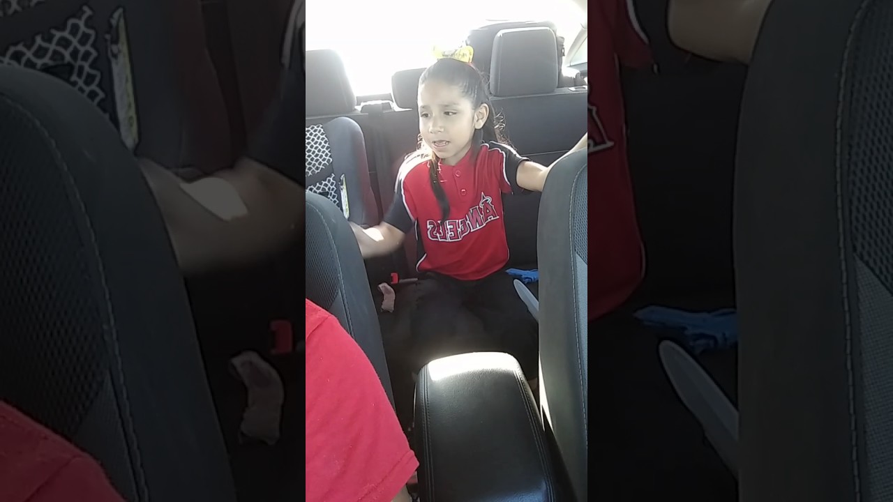 Her pregame warm up routine! Softball is here life YouTube