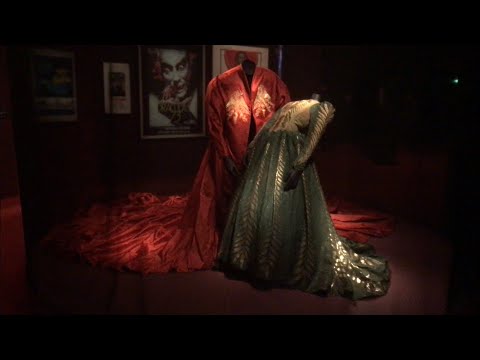 Video: Das Weltweit Erste Vampir-Museum Wurde In Paris Eröffnet - Alternative Ansicht