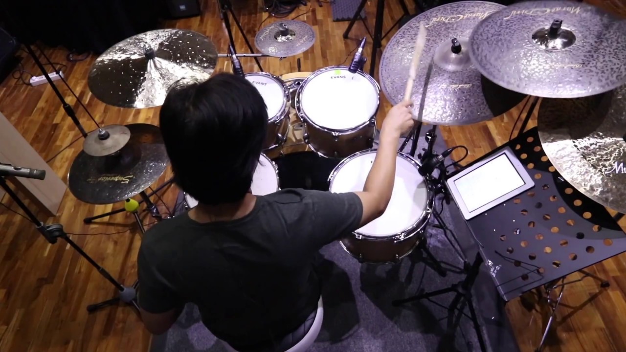 Amos Cahyadi - NamaMu Dahsyat (NDC Worship)