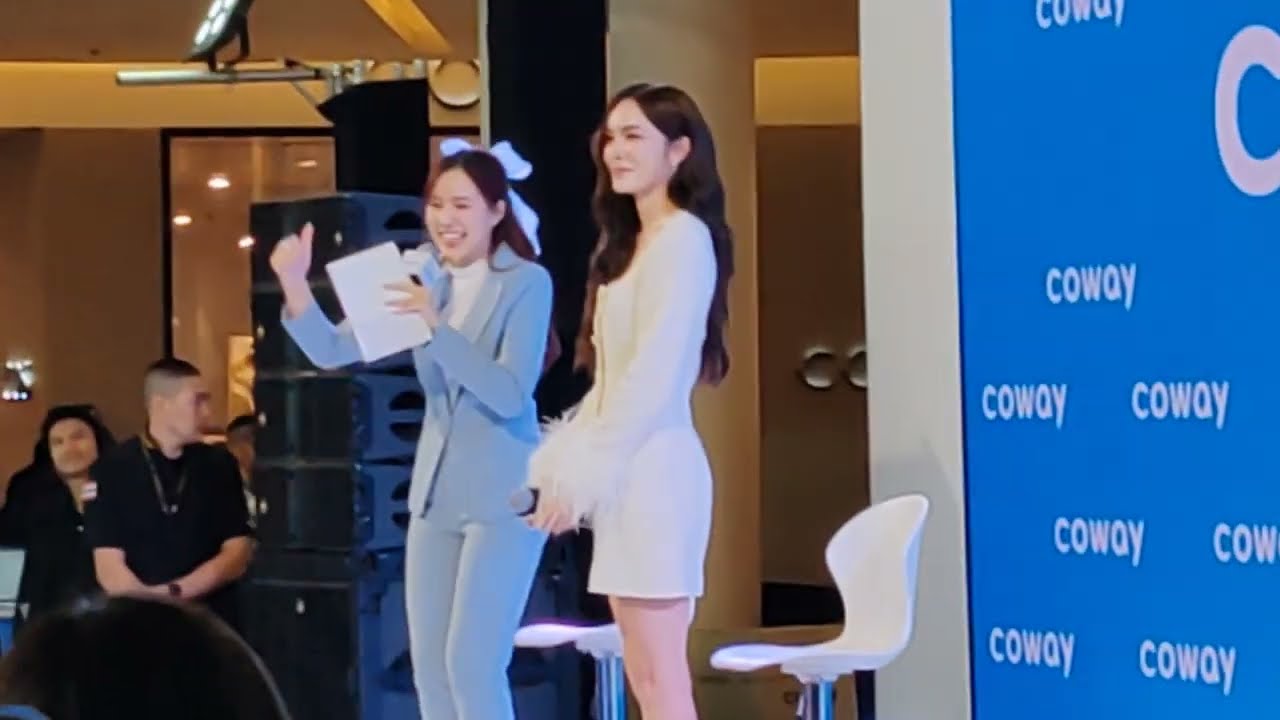 ติดฝน​ -​ ชาล็อต ออสติน | งาน Coway WOW World@Siam Paragon #ชาล็อตออสติน #CharlotteAustin