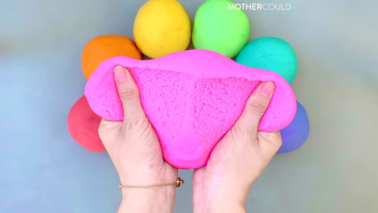 HOMEMADE COLORFUL PLAY DOUGH DIY