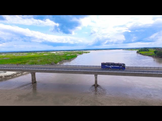 VIDEO ZA DRONE: UNALIJUA DARAJA LA MKAPA,DARAJA REFU ZAIDI TANZANIA class=