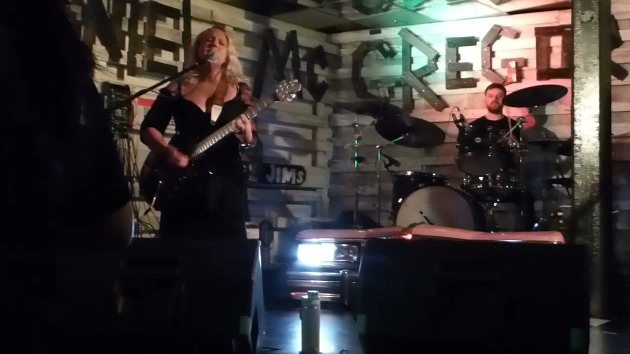 Chantel McGregor, Stand On My Own, Joe Joe Jims, Cofton Hackett, Worcestershire,  8 11 2025