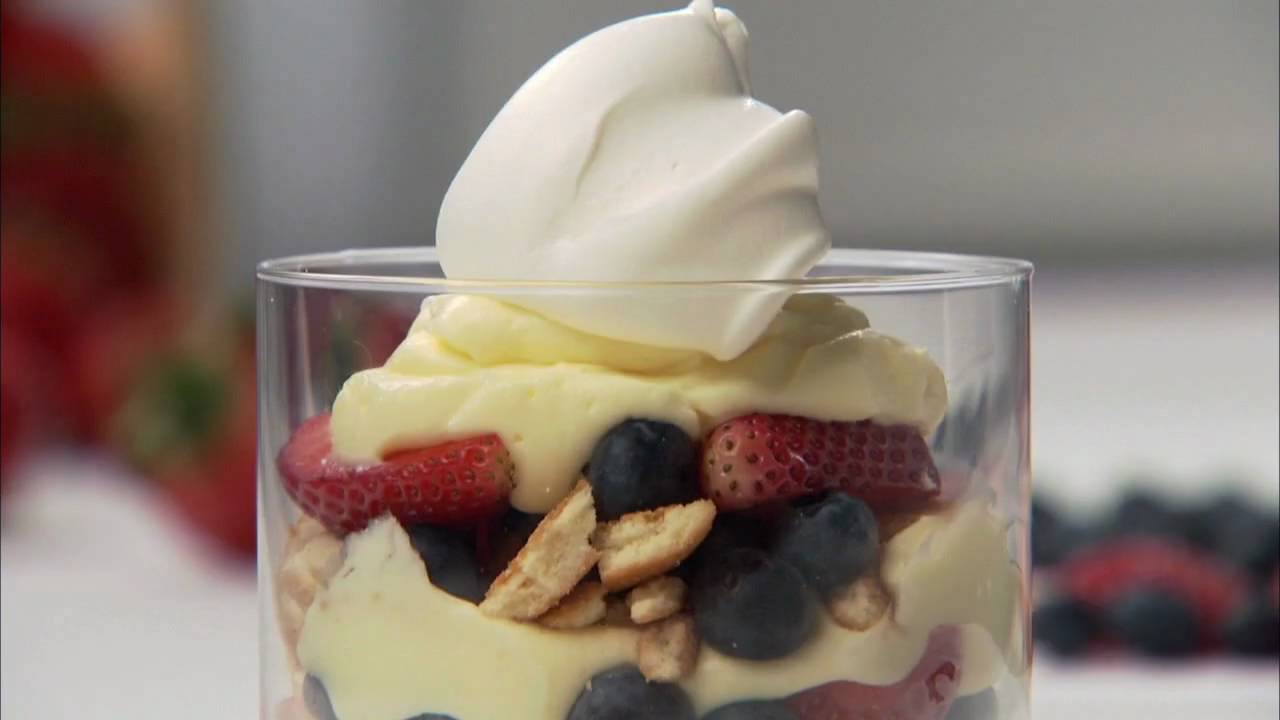 Philadelphia Berry Cheesecake Parfait