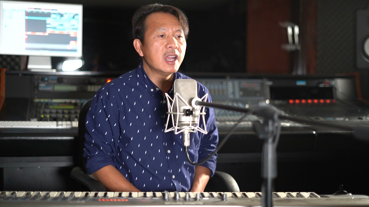 Nyob Ze Vaajtswv - Nyaj Xuv Xyooj