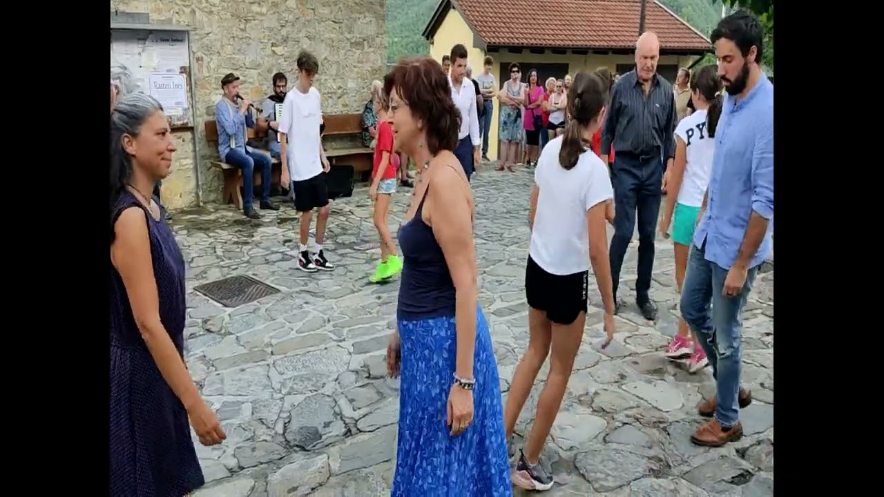 La Monferrina. Storia del ballo che conquistò l'Europa