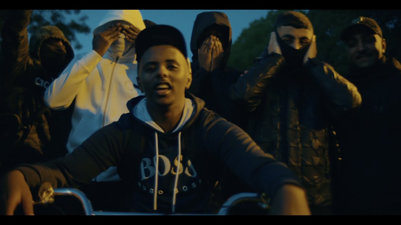K27 - Dora (Official Video) auf YouTube ansehen K27 - Dora (Official Video) auf YouTube ansehen